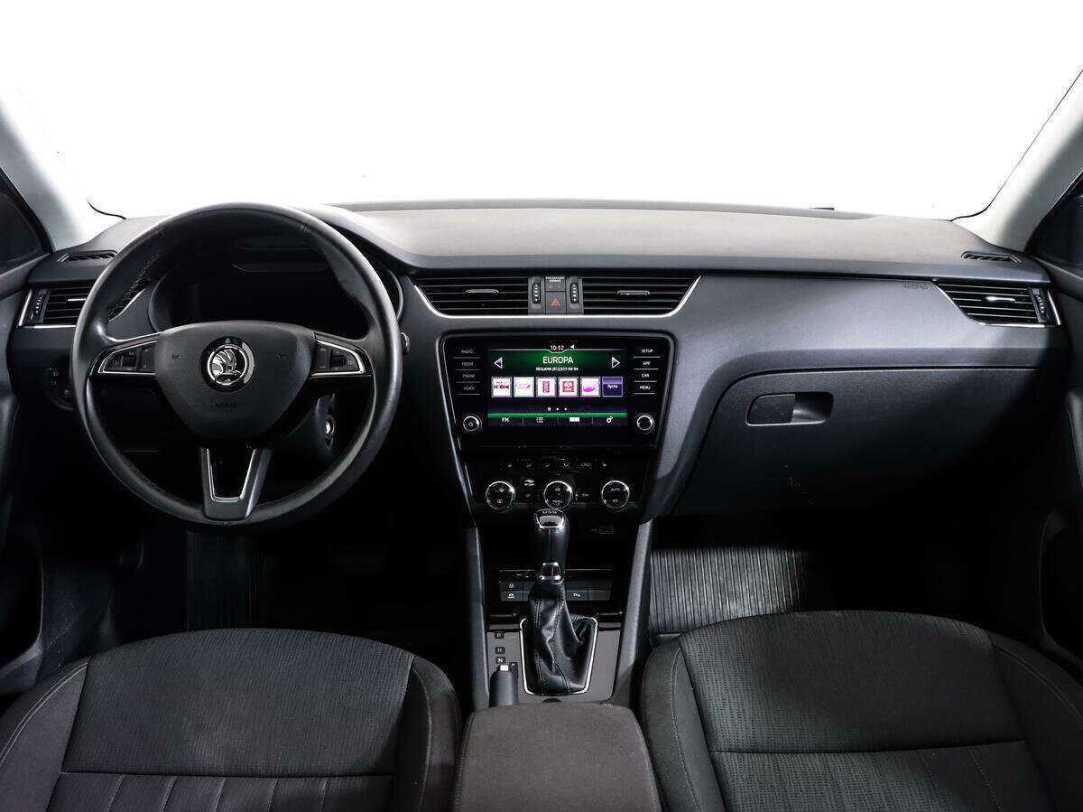 Skoda Octavia 2019 года с пробегом. Фото: #9