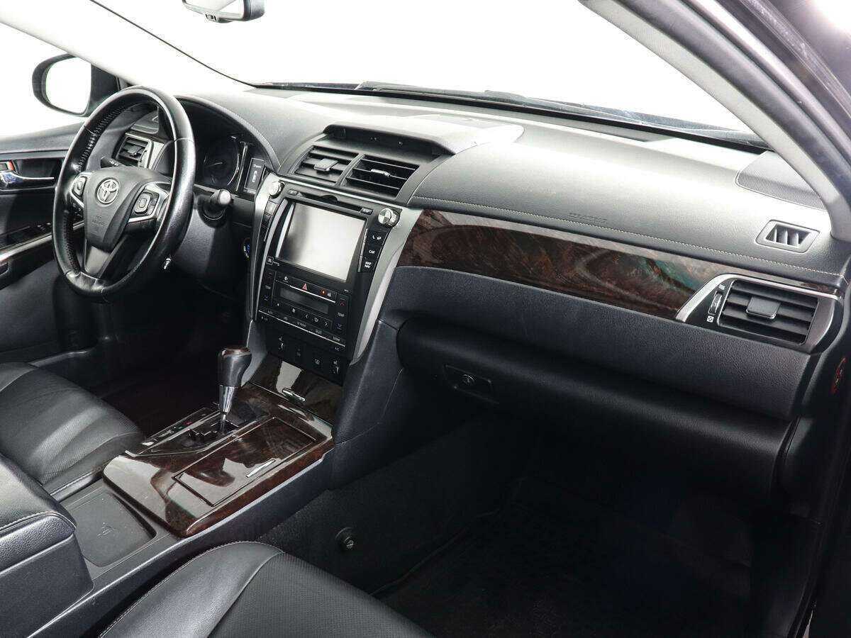 Toyota Camry 2015 года с пробегом. Фото: #9