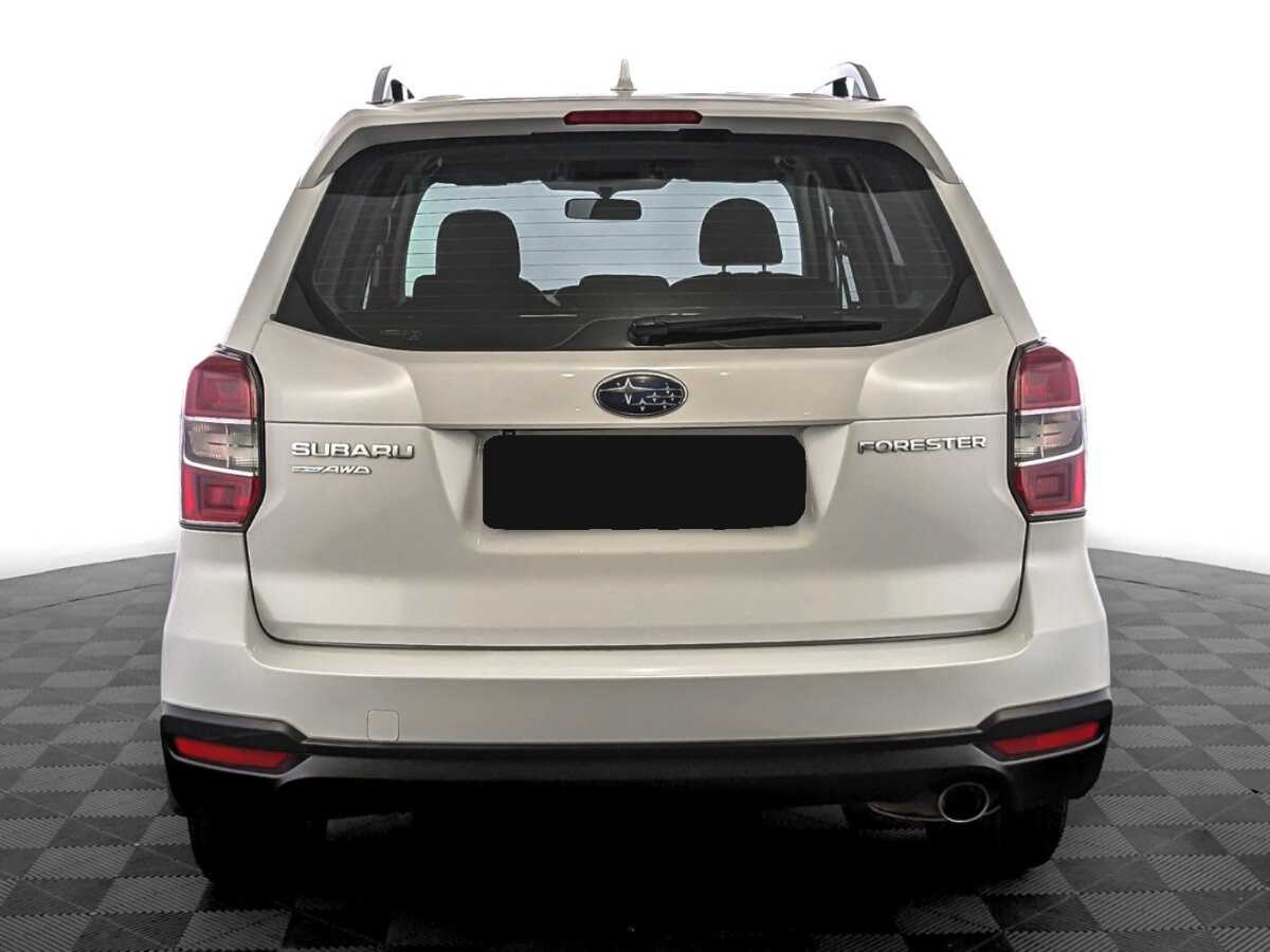 Subaru Forester 2015 года с пробегом. Фото: #5