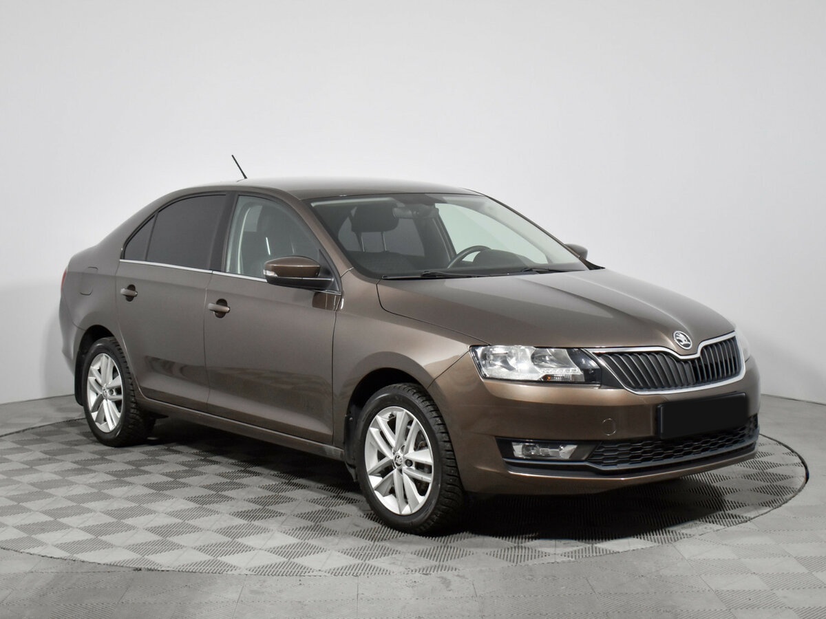 Skoda Rapid 2018 года с пробегом. Фото: #2