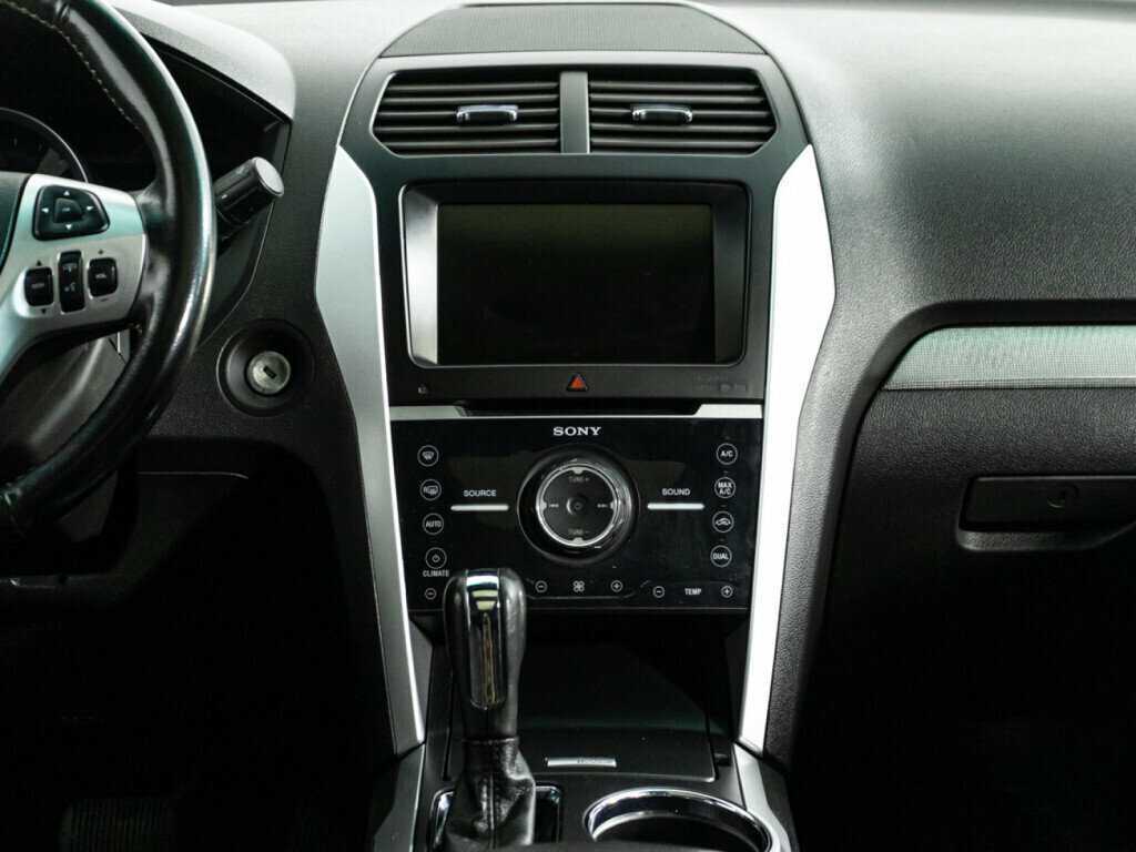 Ford Explorer 2013 года с пробегом. Фото: #13