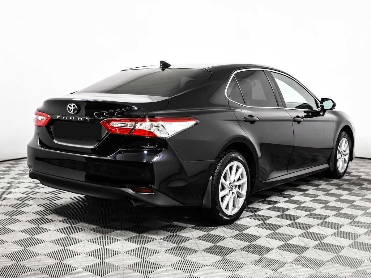 Toyota Camry 2022 года с пробегом. Фото: #4