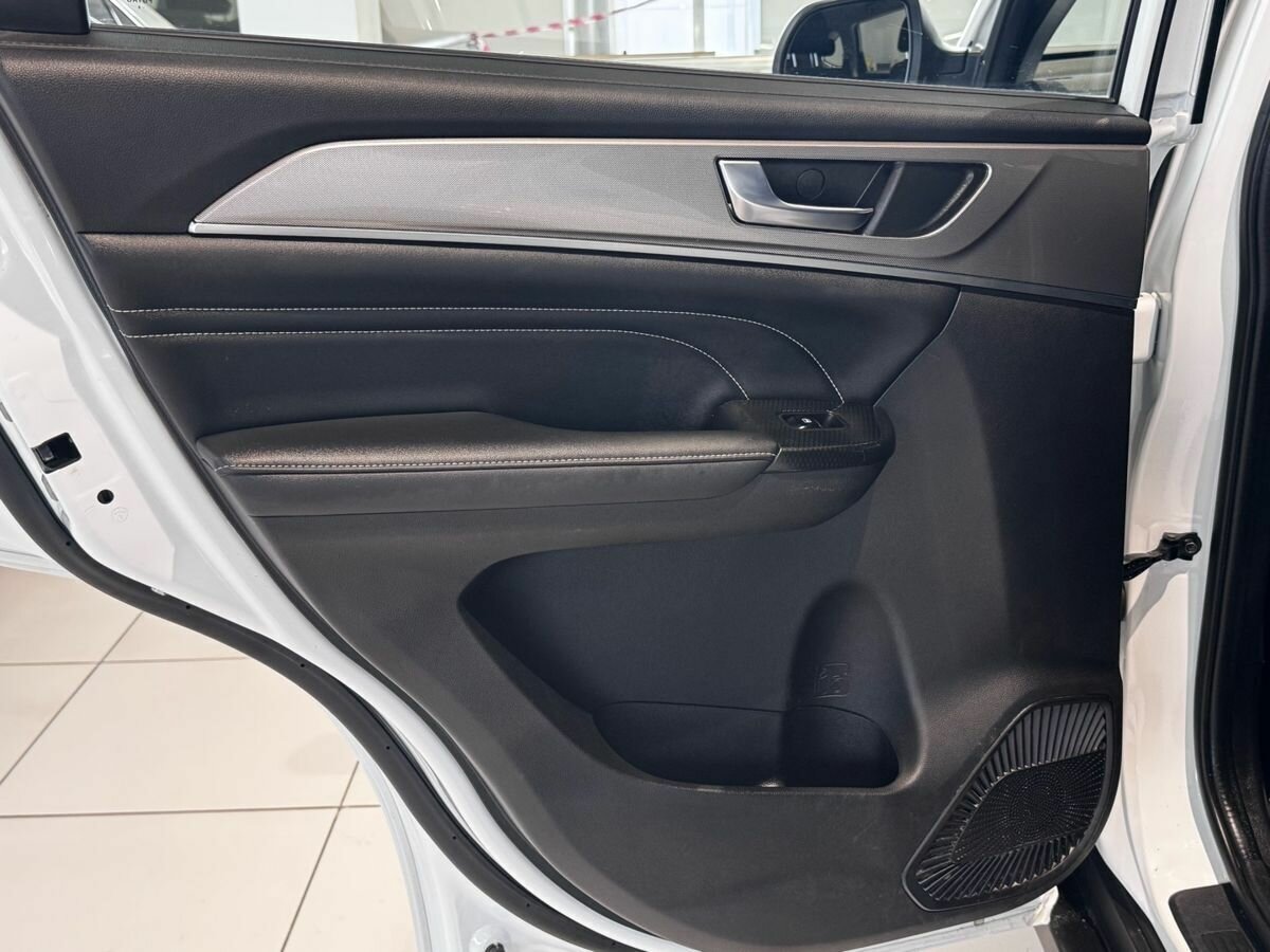 Haval M6 2024 года с пробегом. Фото: #29