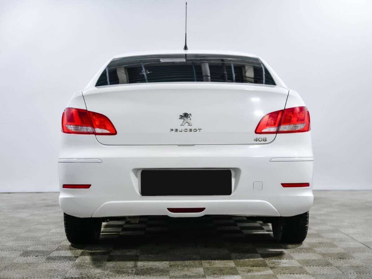 Peugeot 408 2012 года с пробегом. Фото: #2