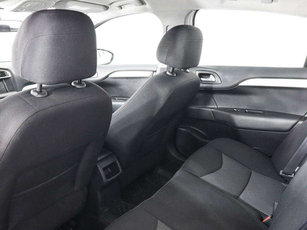 Citroen C4 2017 года с пробегом. Фото: #11