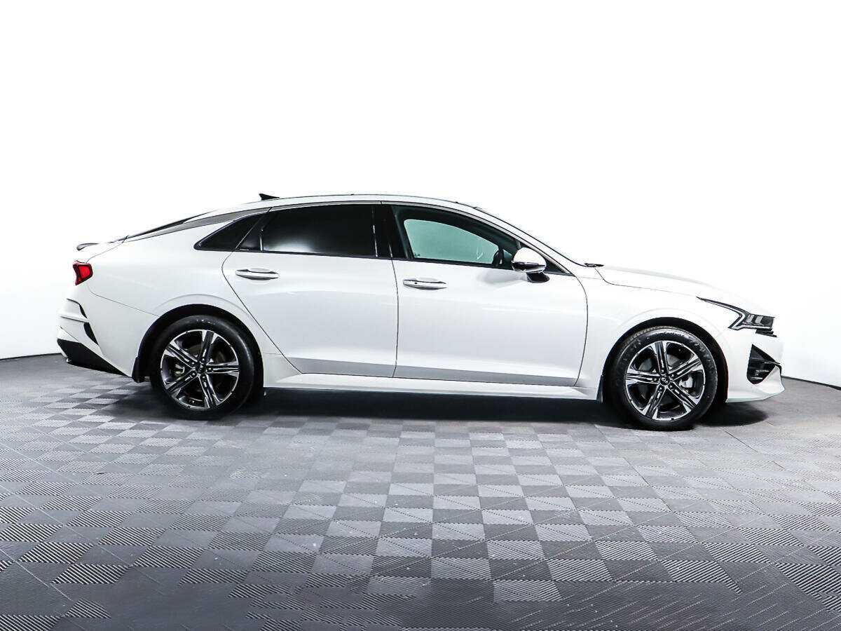 Kia K5 2020 года с пробегом. Фото: #3