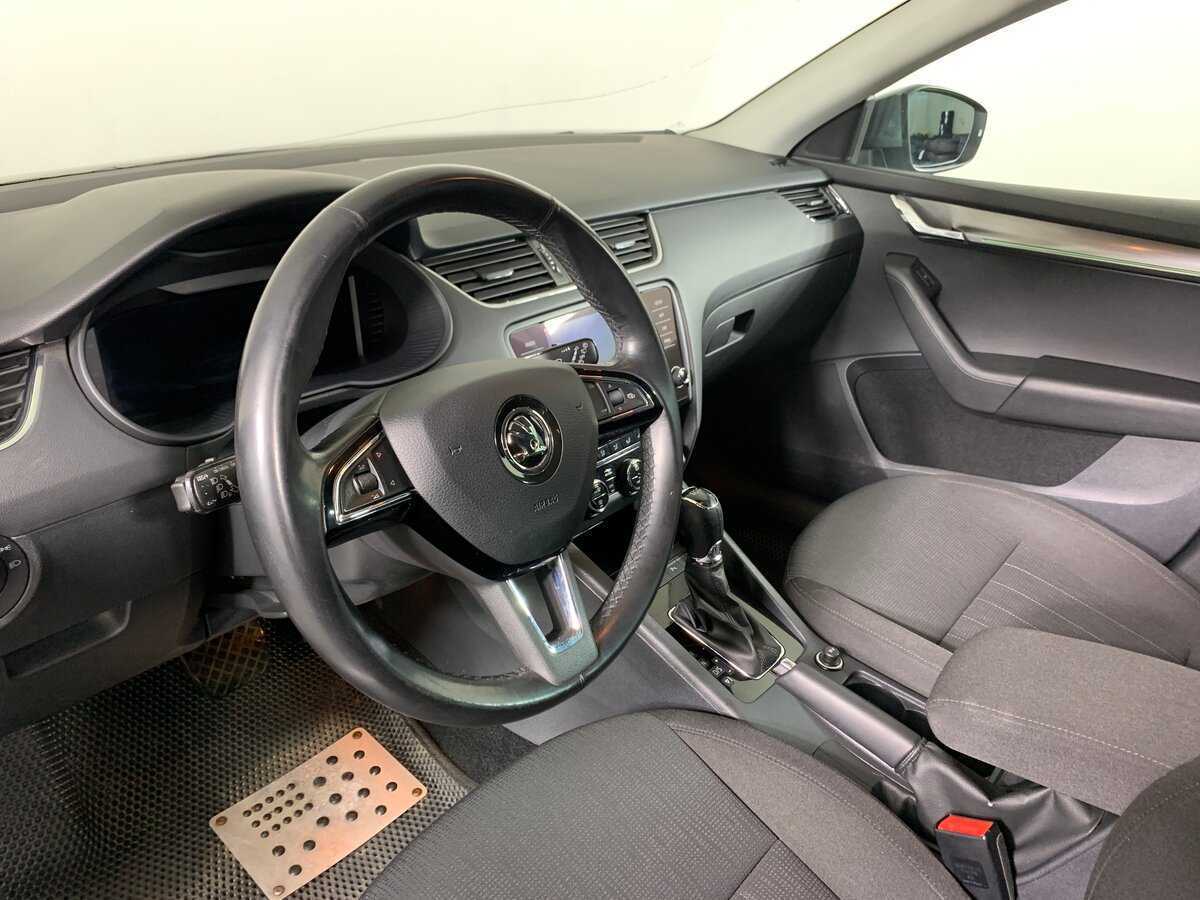 Skoda Octavia 2018 года с пробегом. Фото: #11