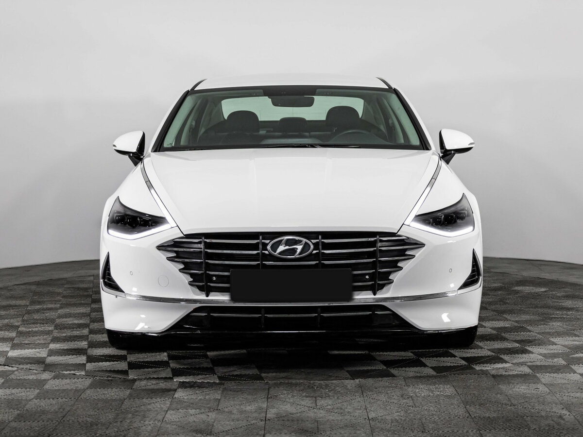 Hyundai Sonata 2020 года с пробегом. Фото: #1