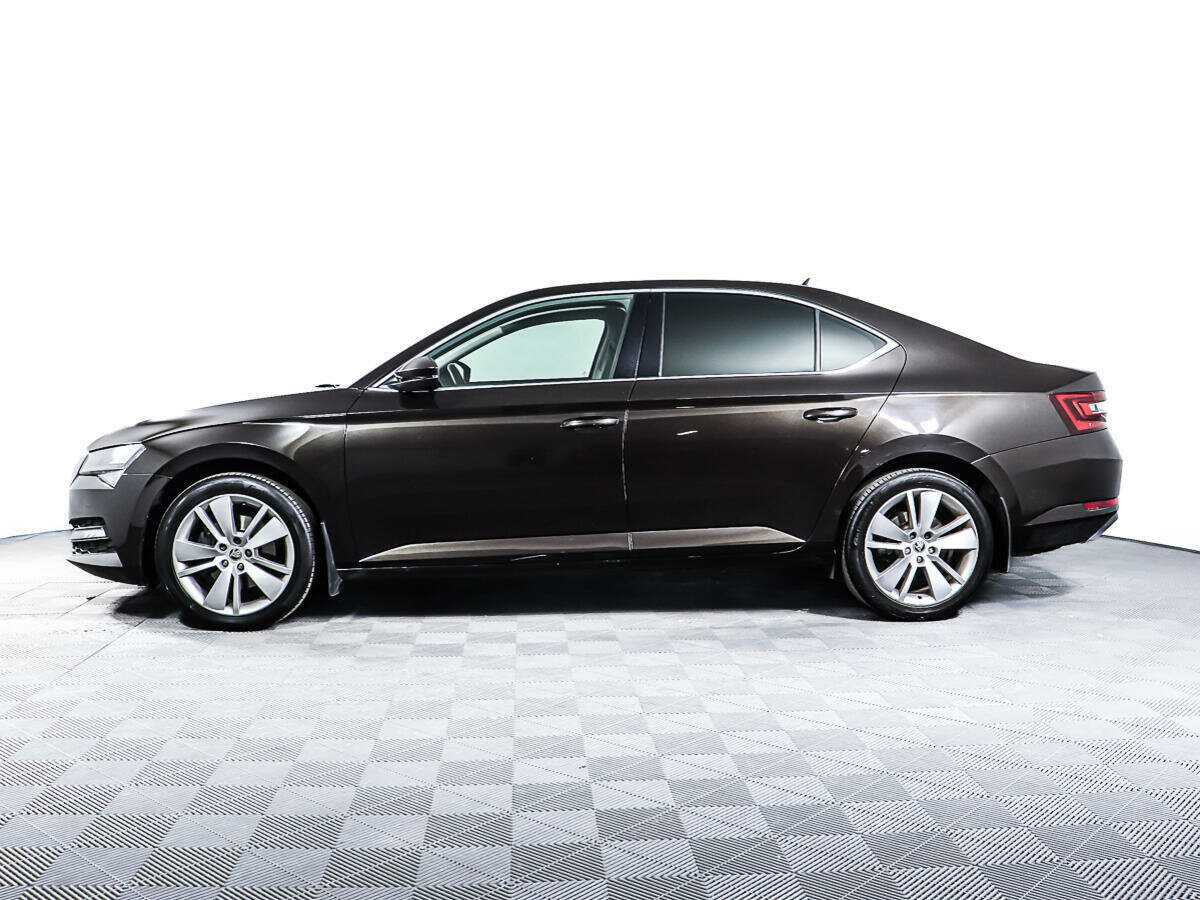 Skoda Superb 2021 года с пробегом. Фото: #7
