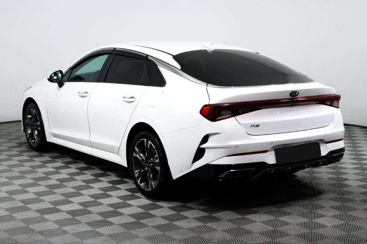 Kia K5 2021 года с пробегом. Фото: #6