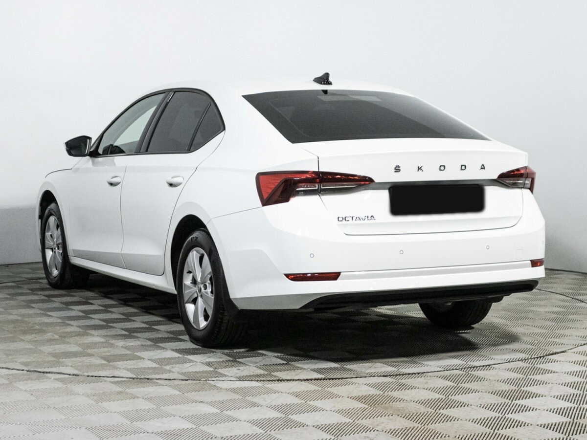 Skoda Octavia 2021 года с пробегом. Фото: #6