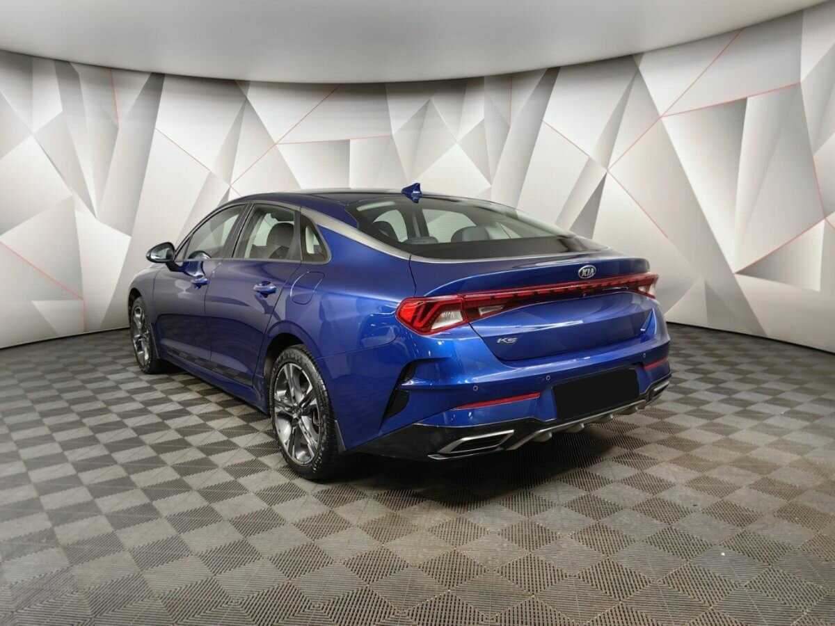 Kia K5 2021 года с пробегом. Фото: #3