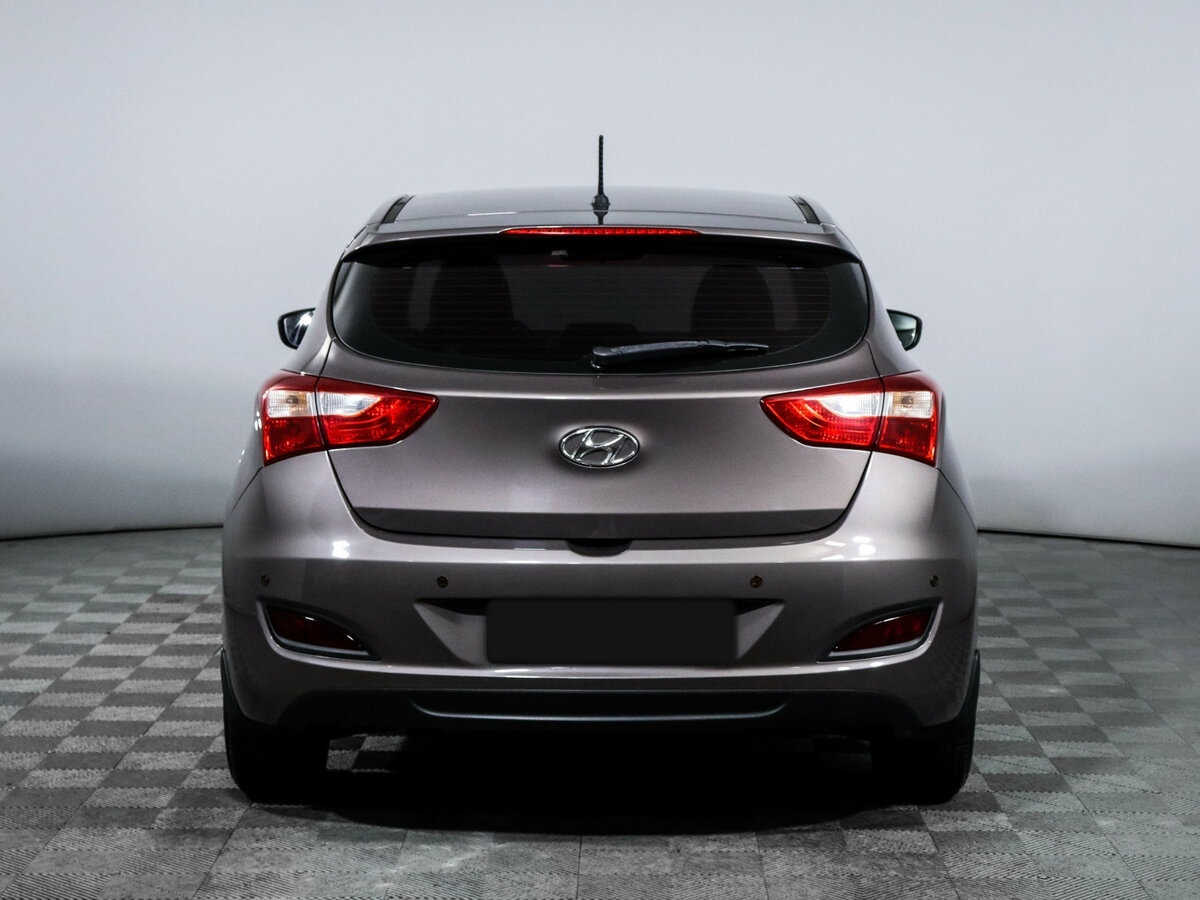 Hyundai i30 2014 года с пробегом. Фото: #4