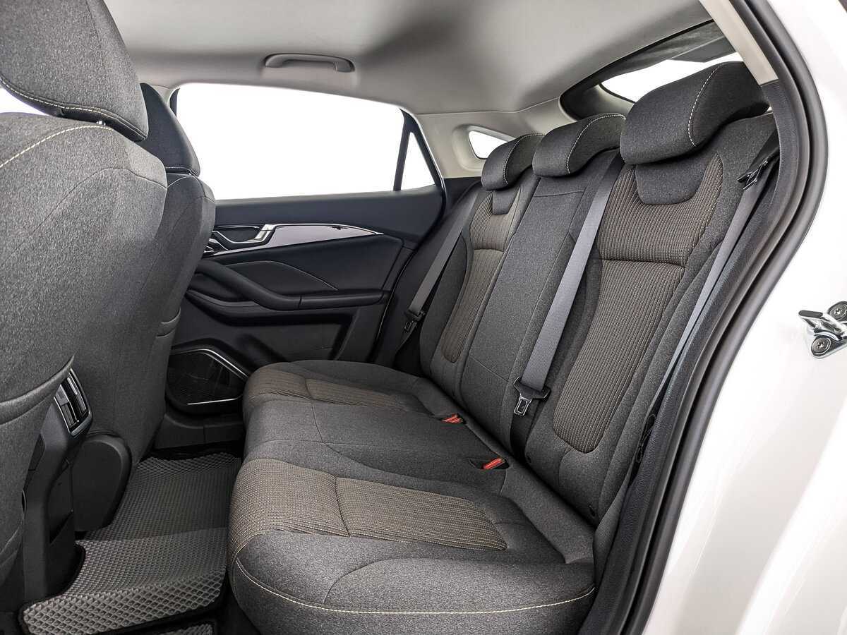 FAW Bestune B70 2023 года с пробегом. Фото: #16