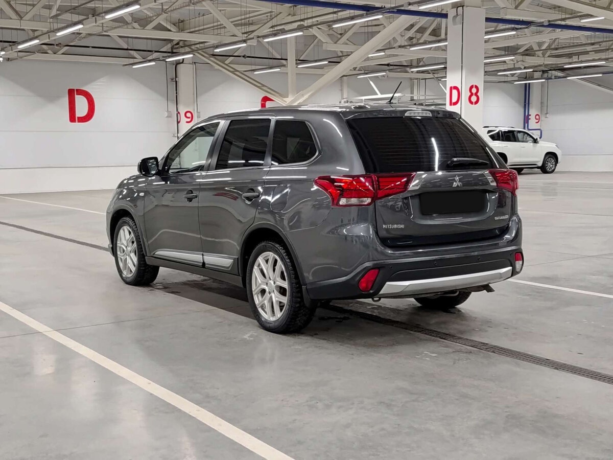 Mitsubishi Outlander 2016 года с пробегом. Фото: #6