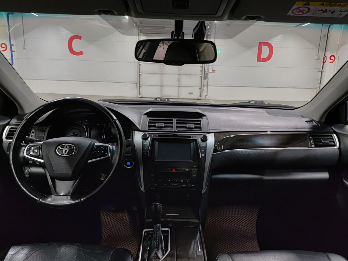Toyota Camry 2017 года с пробегом. Фото: #13