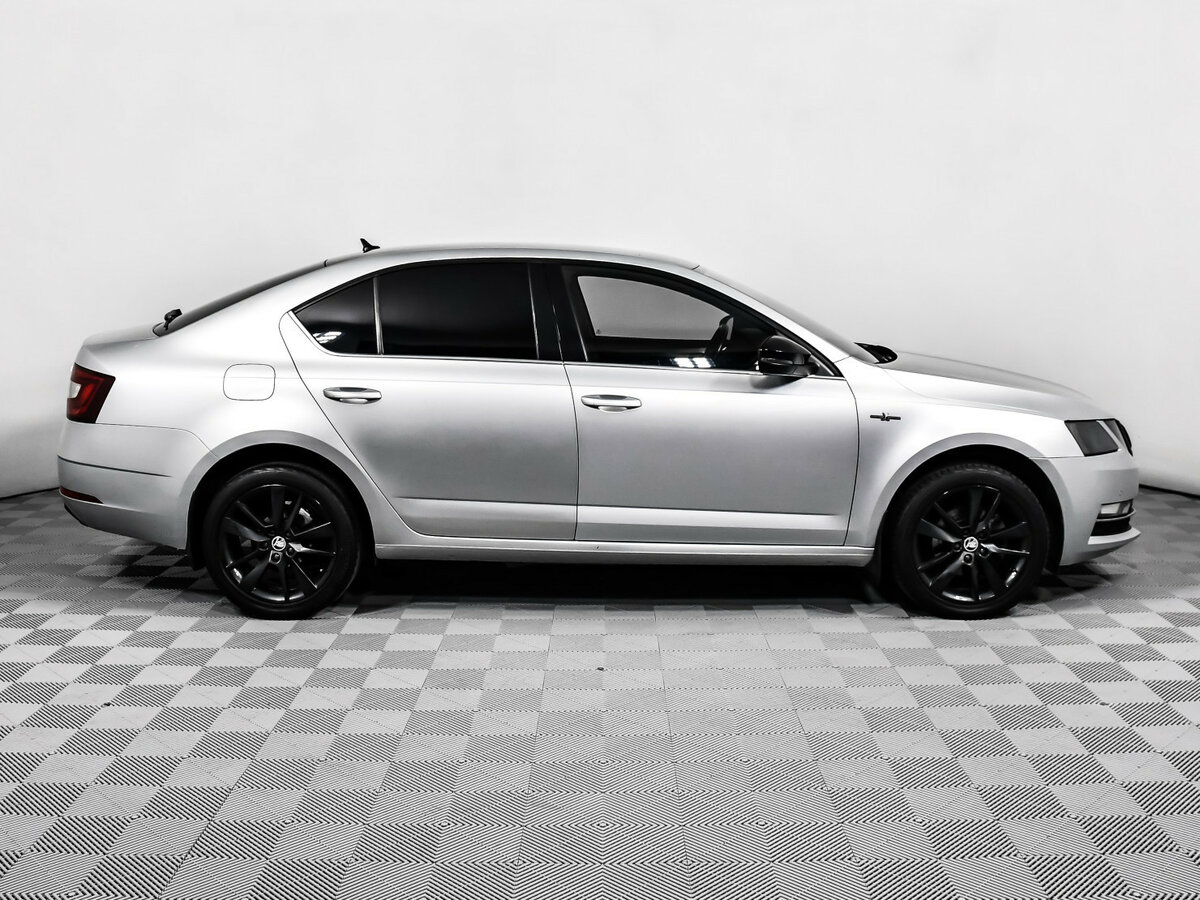 Skoda Octavia 2020 года с пробегом. Фото: #3