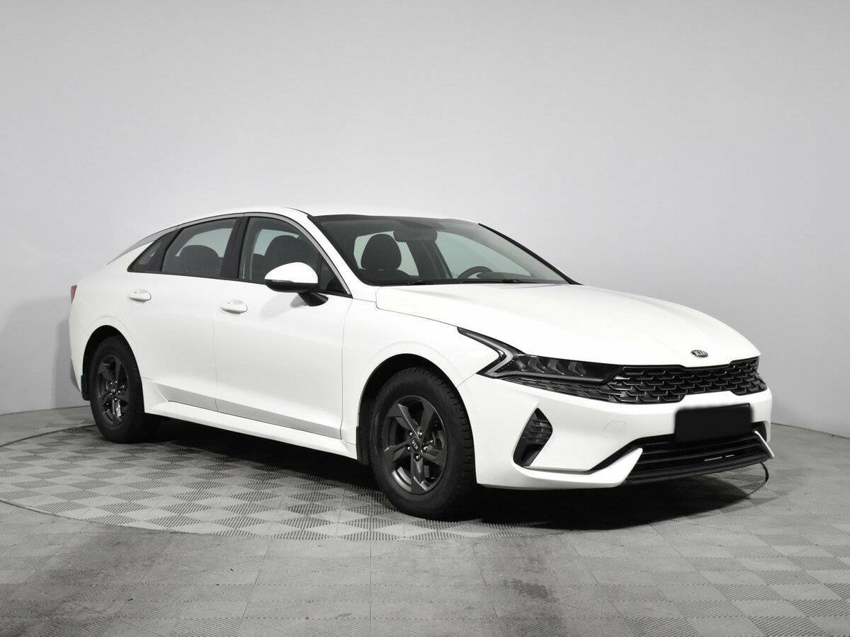 Kia K5 2021 года с пробегом. Фото: #2