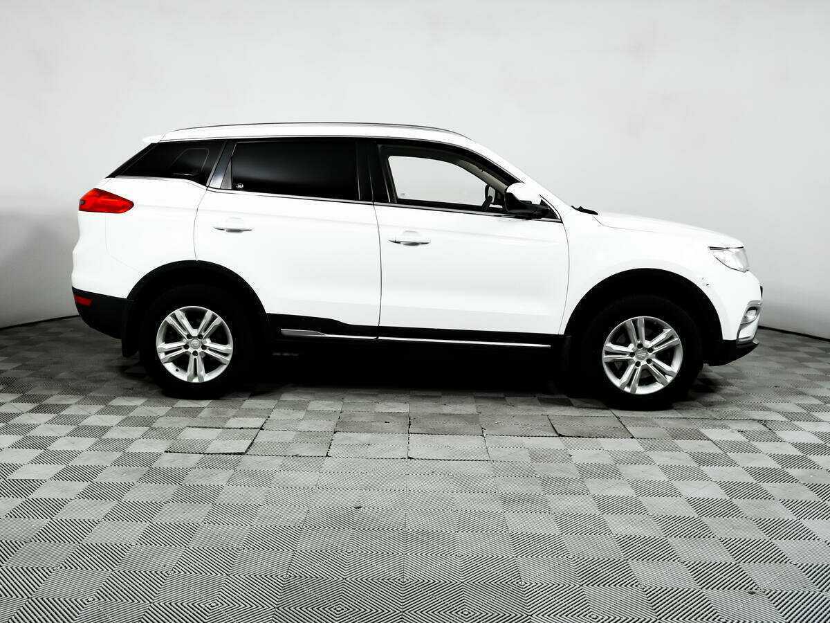 Geely Atlas 2018 года с пробегом. Фото: #3
