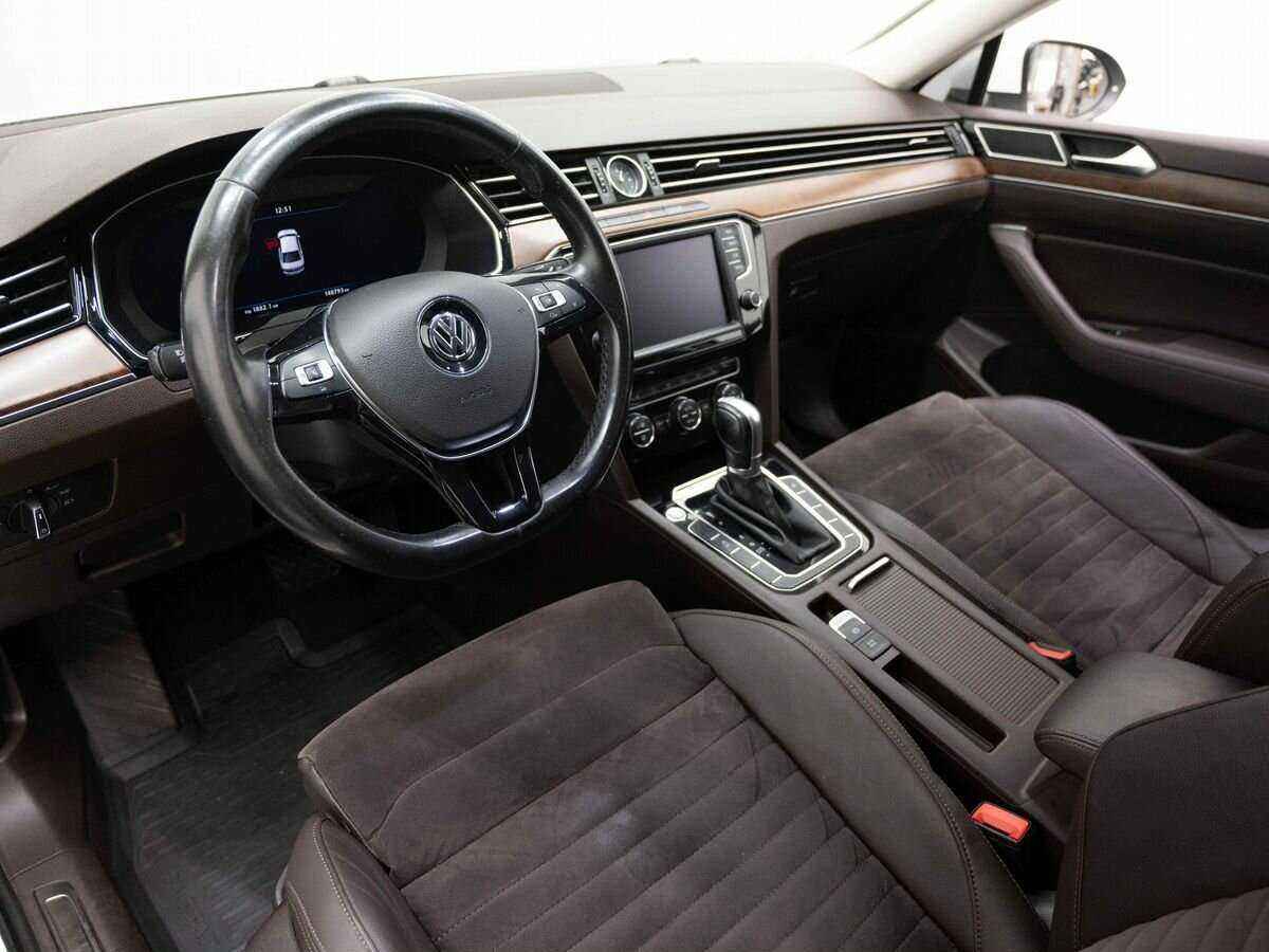 Volkswagen Passat 2016 года с пробегом. Фото: #6