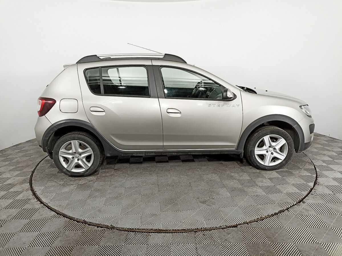 Renault Sandero 2017 года с пробегом. Фото: #3