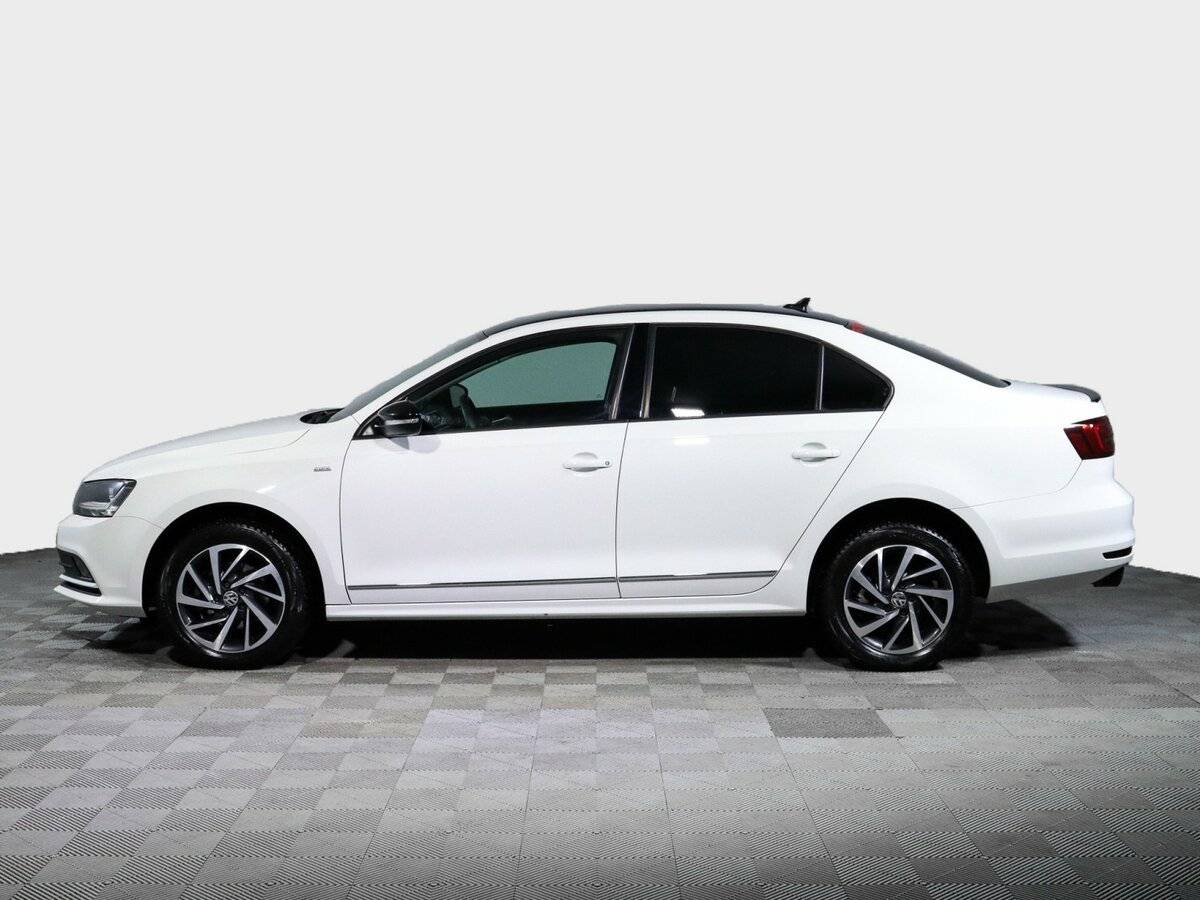Volkswagen Jetta 2018 года с пробегом. Фото: #7
