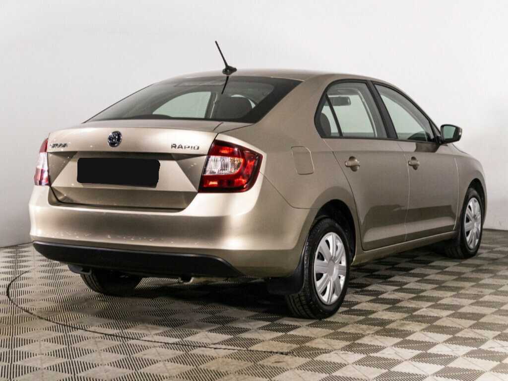 Skoda Rapid 2019 года с пробегом. Фото: #4