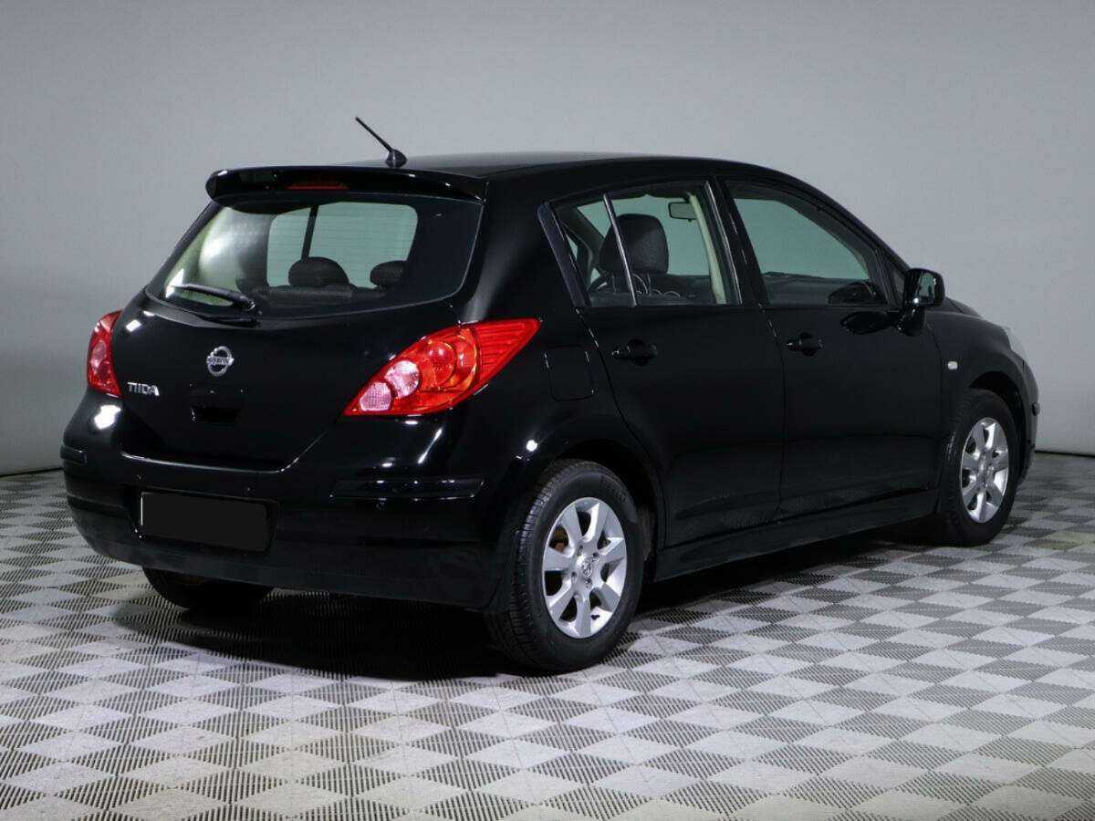 Nissan Tiida 2012 года с пробегом. Фото: #4