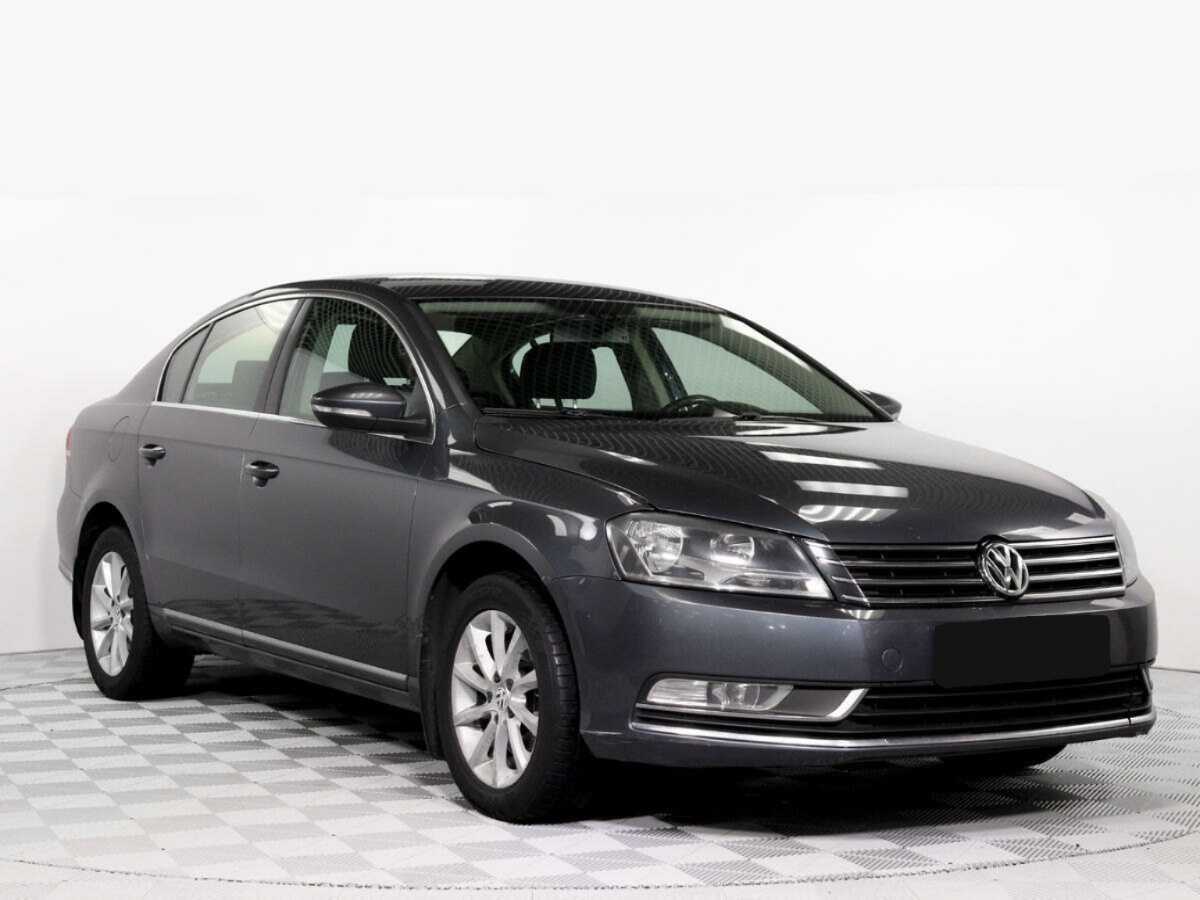 Volkswagen Passat 2012 года с пробегом. Фото: #1