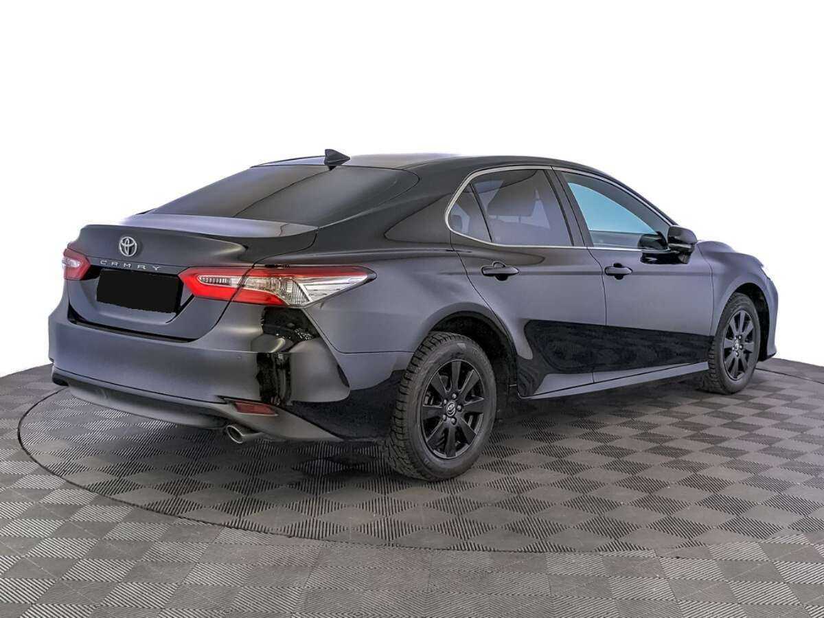 Toyota Camry 2019 года с пробегом. Фото: #4