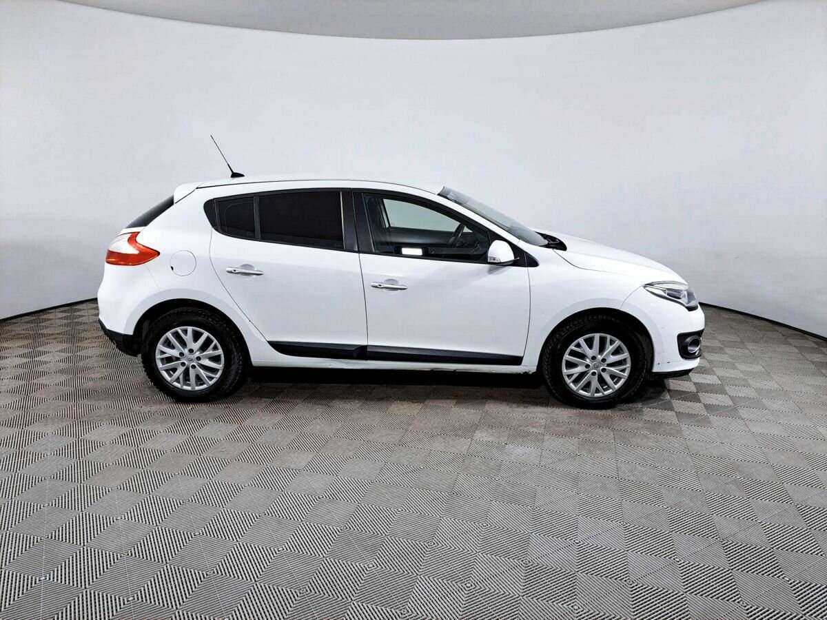 Renault Megane 2014 года с пробегом. Фото: #4