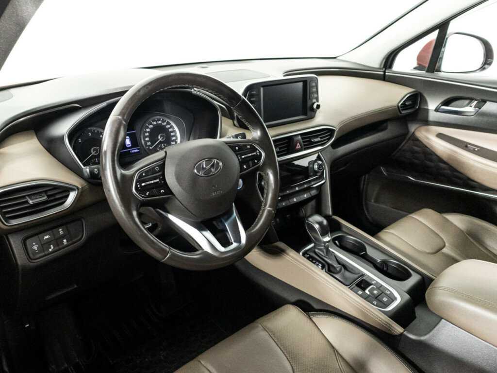 Hyundai Santa Fe 2019 года с пробегом. Фото: #10