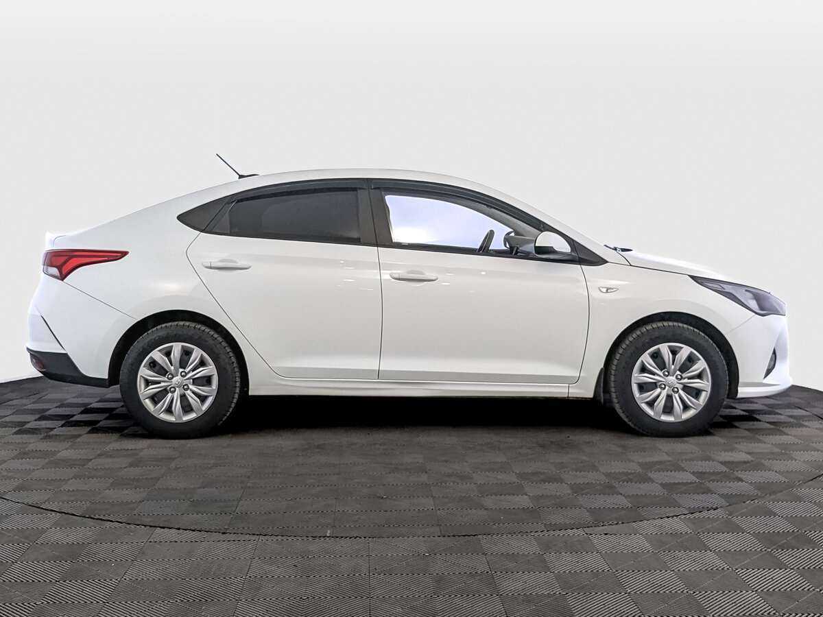 Hyundai Solaris 2020 года с пробегом. Фото: #3
