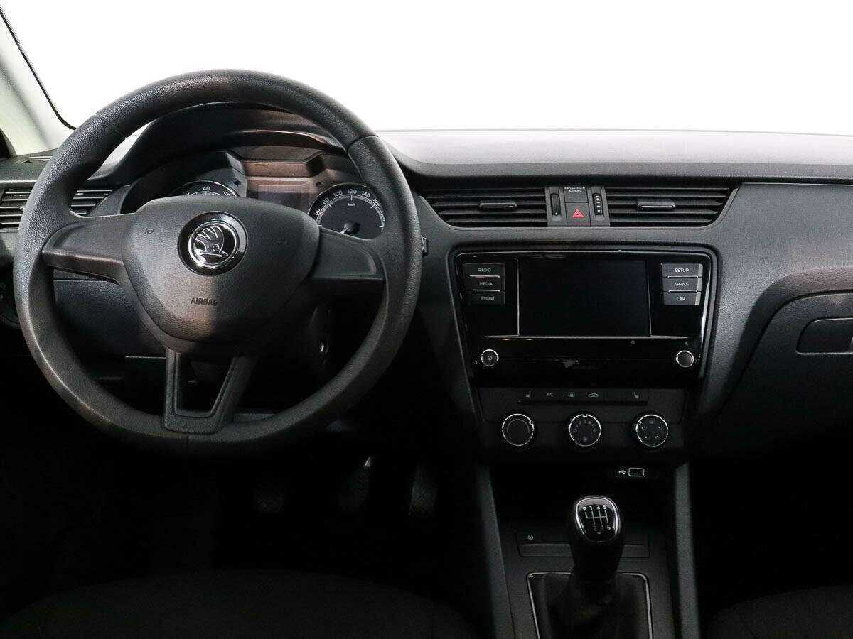 Skoda Octavia 2018 года с пробегом. Фото: #8