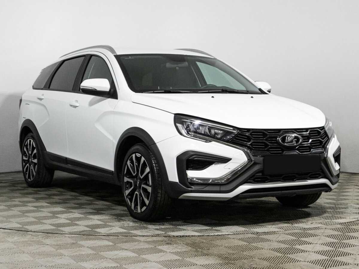 Lada (ВАЗ) Vesta 2024 года с пробегом. Фото: #2