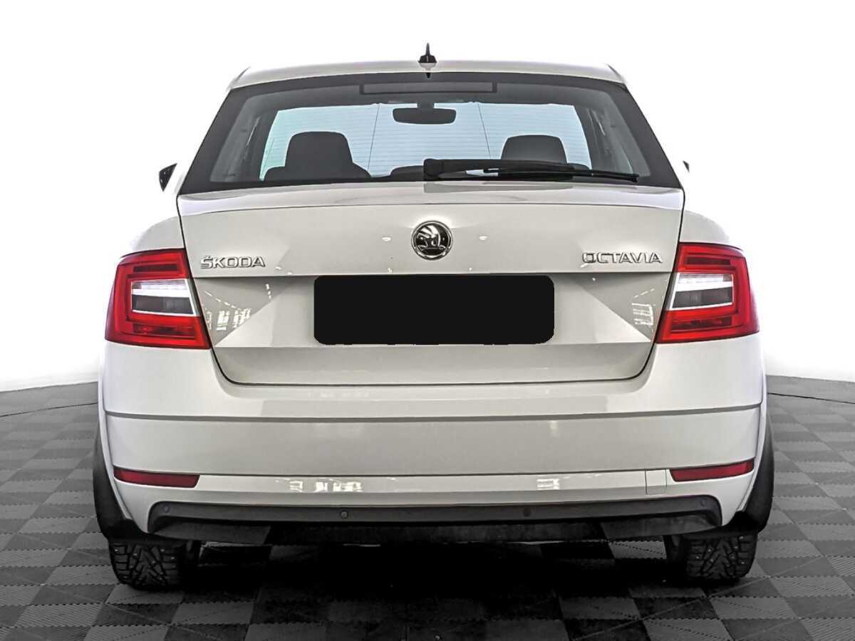 Skoda Octavia 2019 года с пробегом. Фото: #5