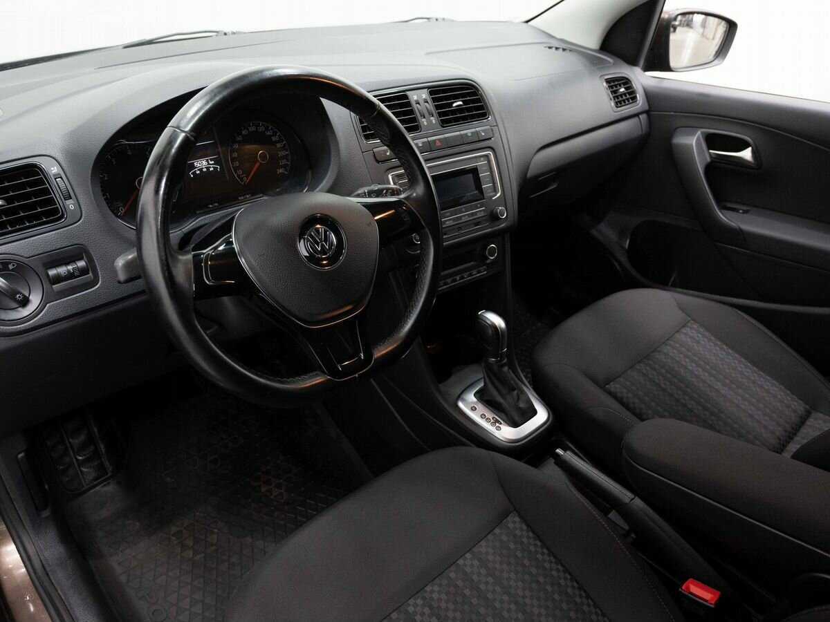 Volkswagen Polo 2016 года с пробегом. Фото: #7
