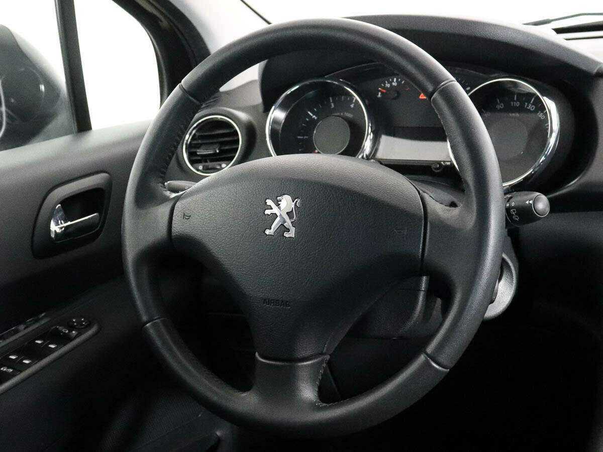 Peugeot 3008 2014 года с пробегом. Фото: #12