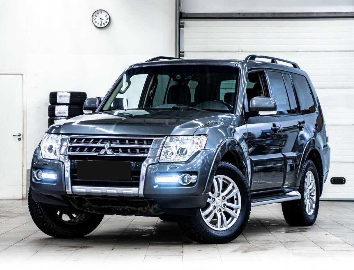 Mitsubishi Pajero 2014 года с пробегом. Фото: #0