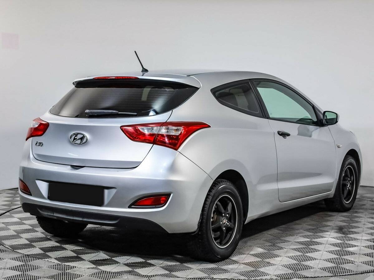 Hyundai i30 2013 года с пробегом. Фото: #3