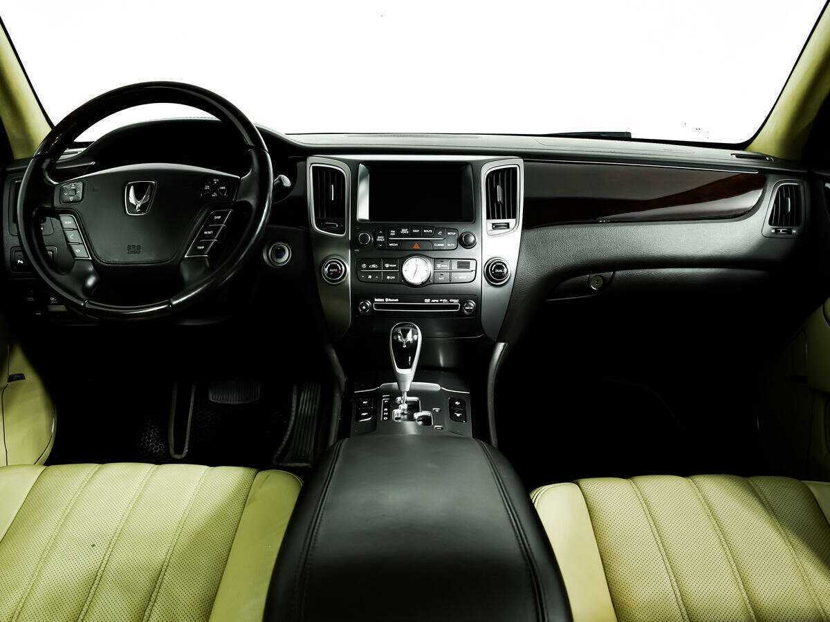 Hyundai Equus 2012 года с пробегом. Фото: #10