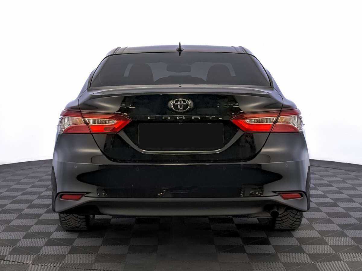 Toyota Camry 2022 года с пробегом. Фото: #5