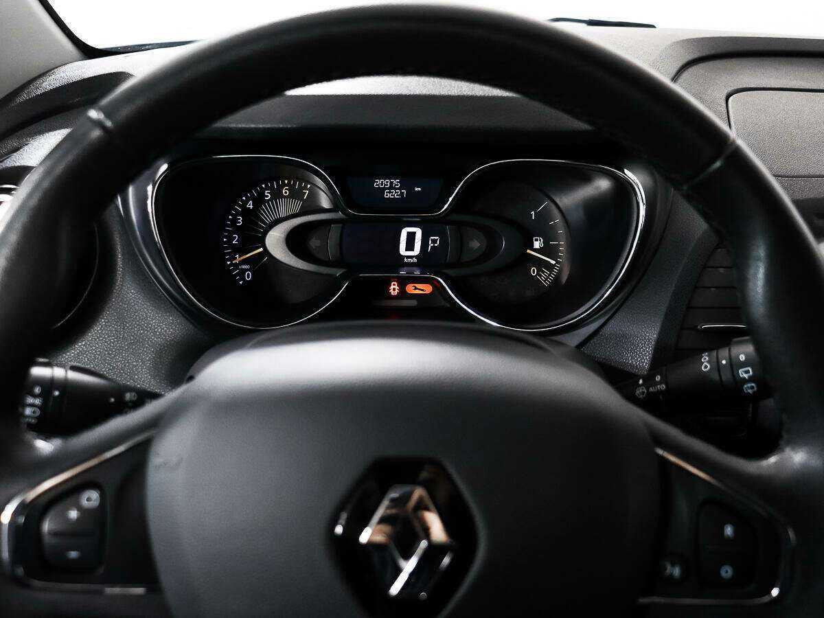 Renault Kaptur 2016 года с пробегом. Фото: #16