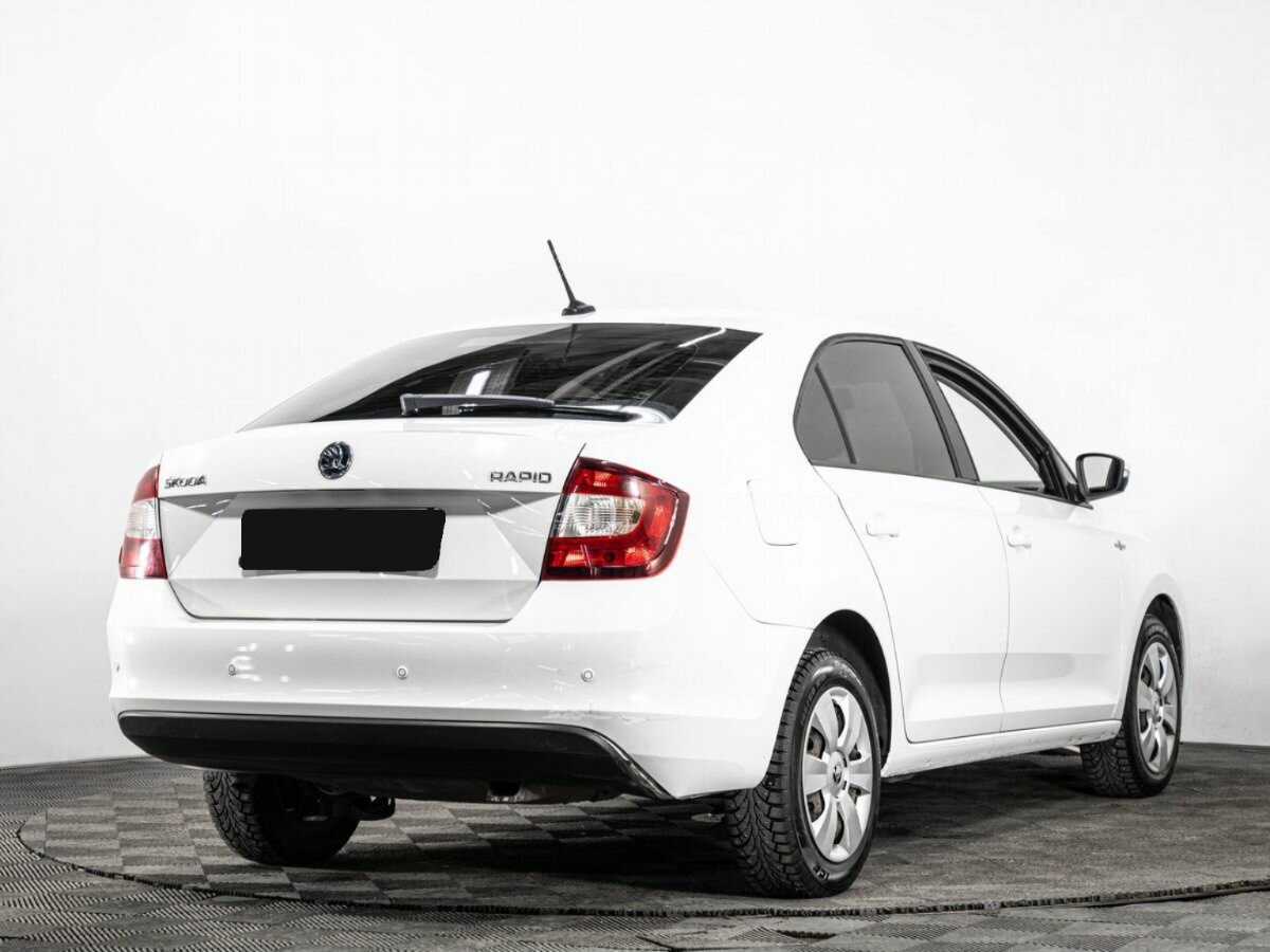 Skoda Rapid 2019 года с пробегом. Фото: #3