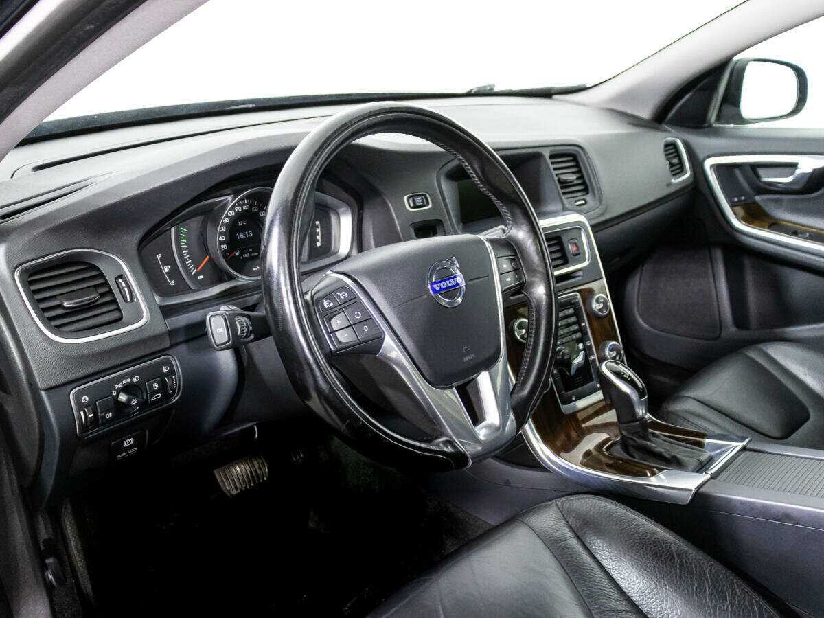 Volvo S60 2013 года с пробегом. Фото: #10