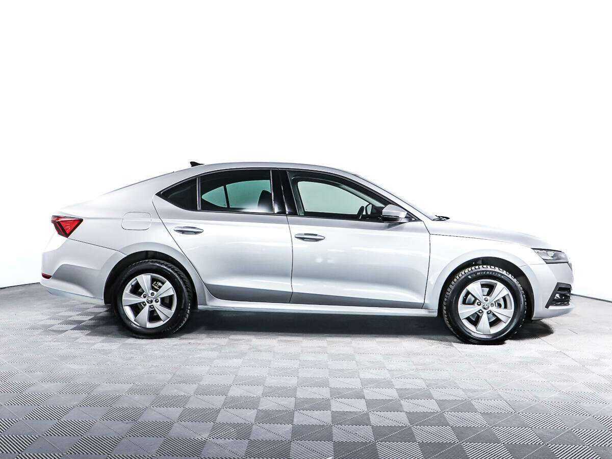 Skoda Octavia 2020 года с пробегом. Фото: #3