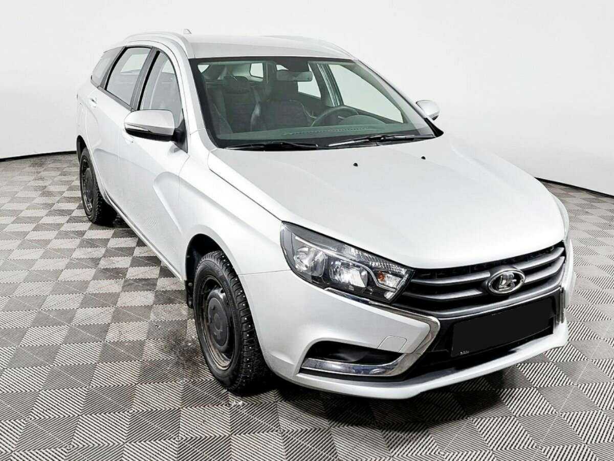 Lada (ВАЗ) Vesta 2019 года с пробегом. Фото: #2