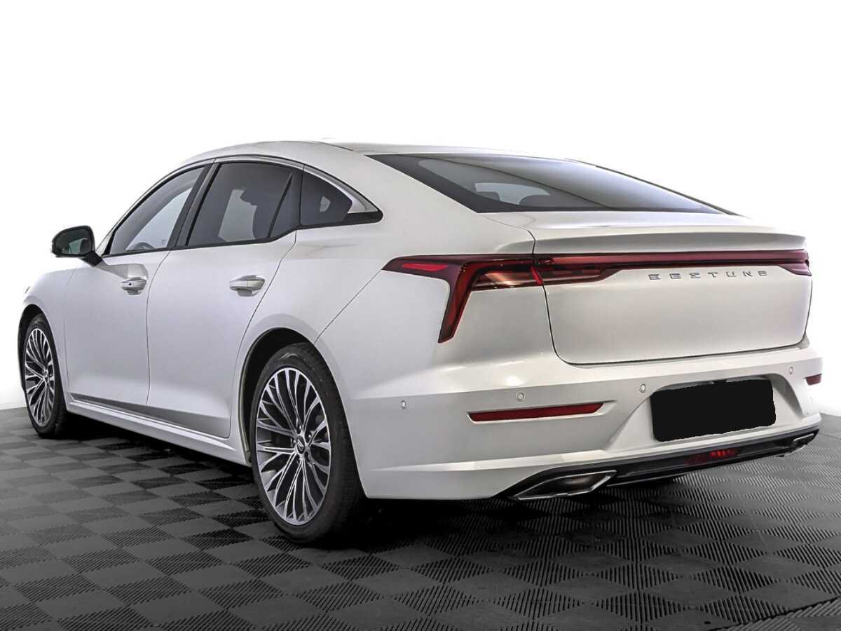 FAW Bestune B70 2023 года с пробегом. Фото: #6