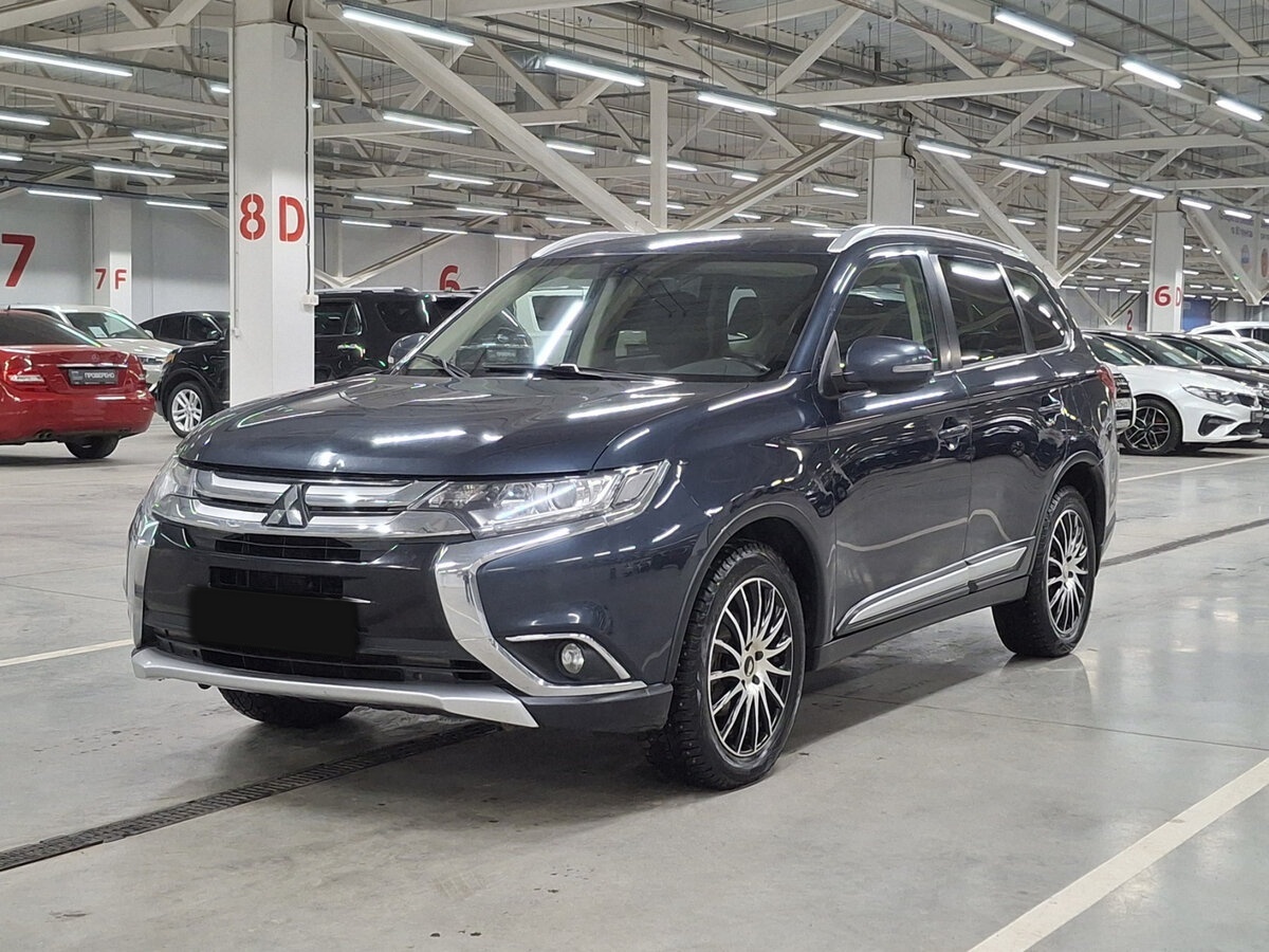 Mitsubishi Outlander 2017 года с пробегом. Посмотреть фото