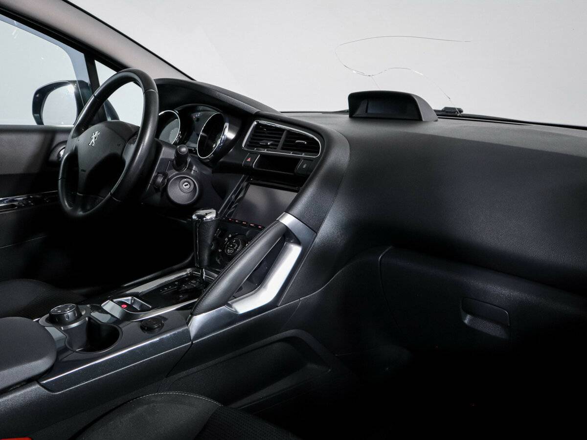 Peugeot 3008 2016 года с пробегом. Фото: #6